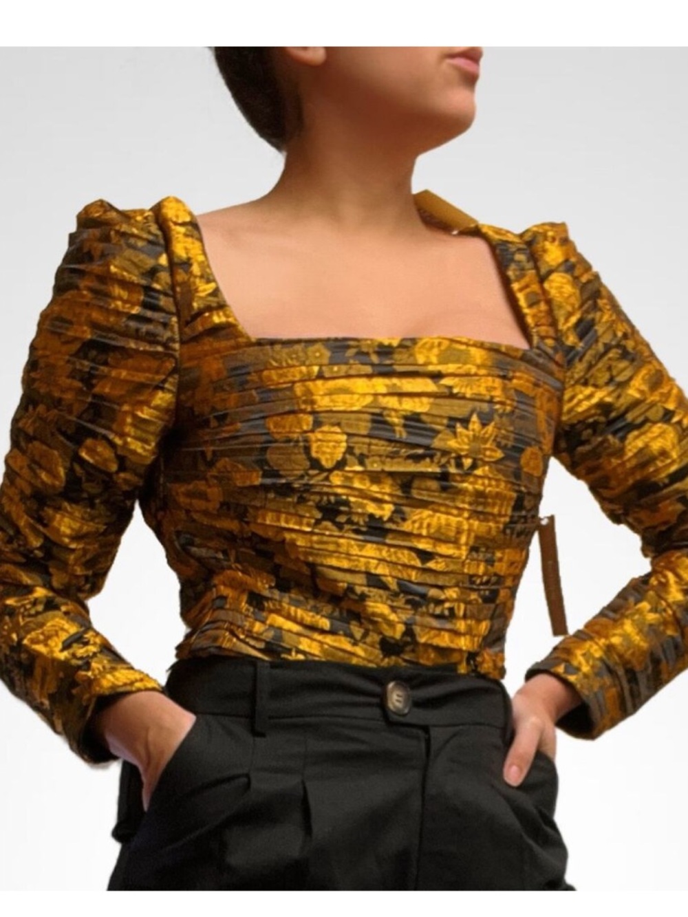 Kourt Square Neck Puff Sleeve Black/Gold Floral Crop Top/M